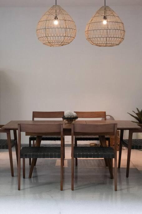 Talisman - Stylish With Rooftop 5 Mins To Villa Canggu (Bali)