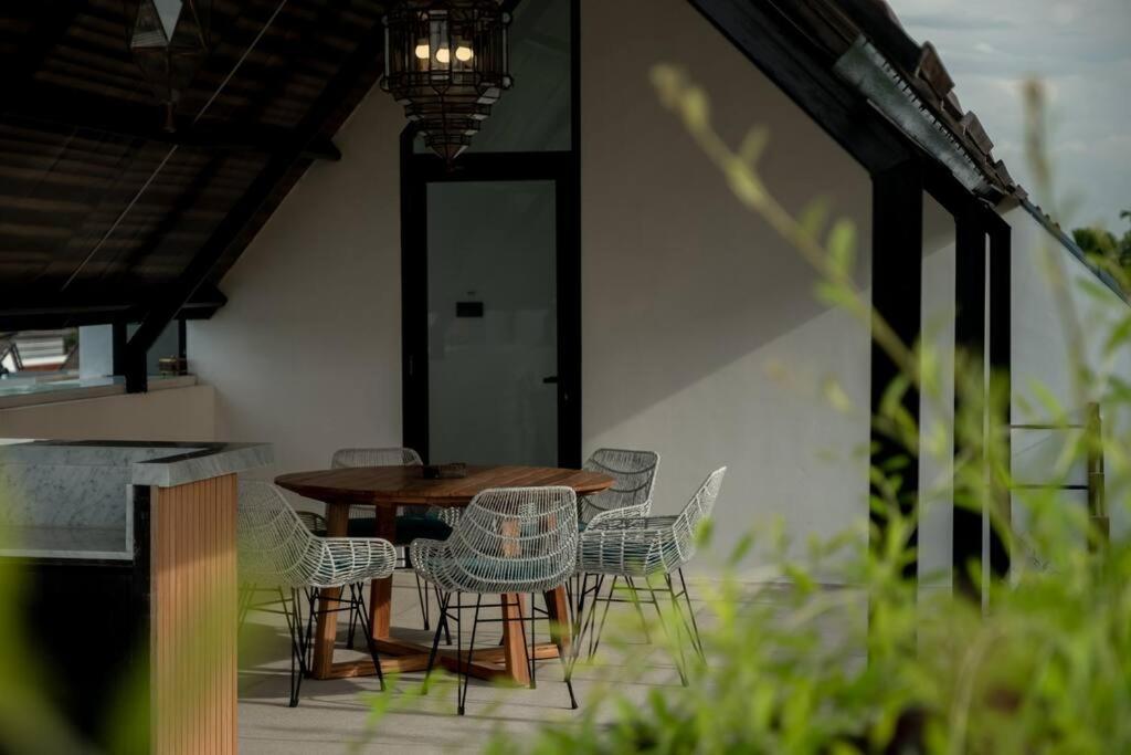 Talisman - Stylish With Rooftop 5 Mins To *