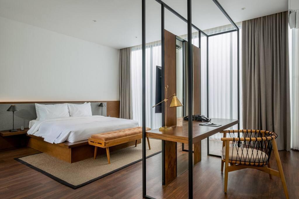 Talisman - Stylish With Rooftop 5 Mins To Canggu (Bali)