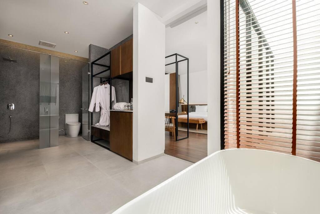Talisman - Stylish With Rooftop 5 Mins To * Canggu (Bali)