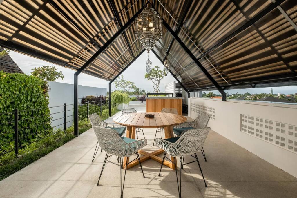 Villa Talisman - Stylish With Rooftop 5 Mins To